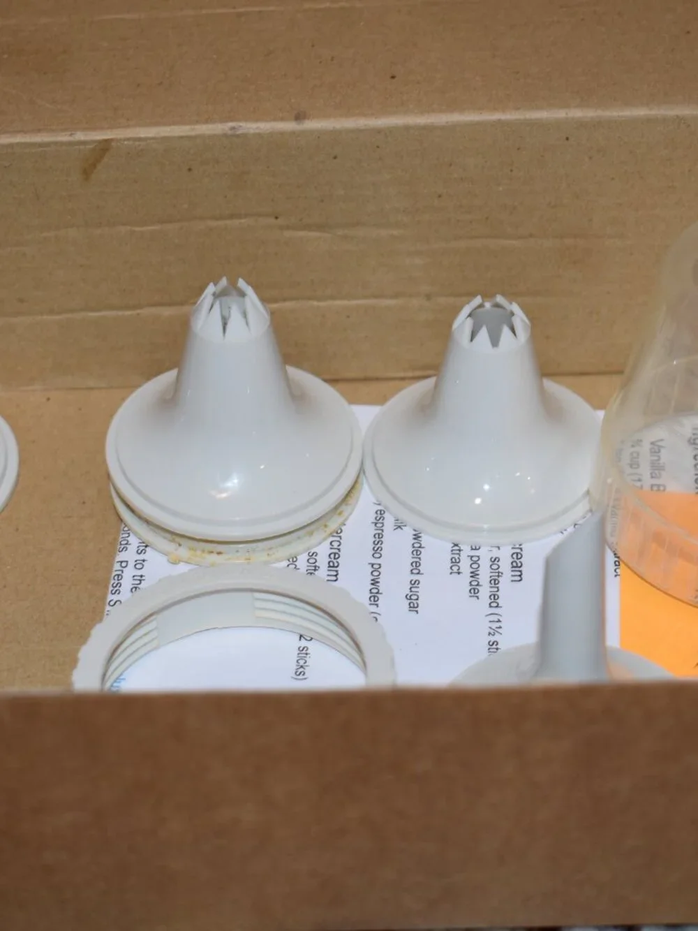 The Pampered Chef Easy Accent Decorator #1778 with Tips
